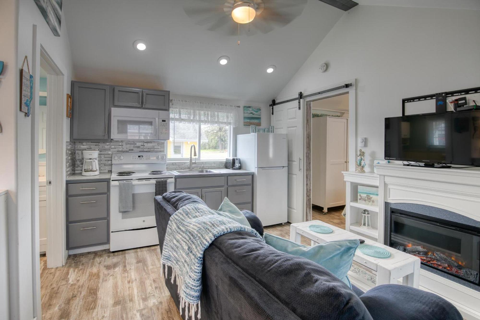 Mermaid Cottage 1-Bedroom Beach Cottage Grayland Екстериор снимка